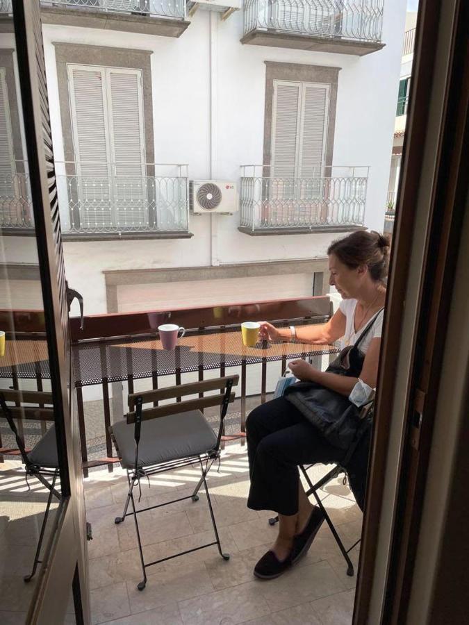Central Funchal Apartment - Garden - Free Parking & Ac المظهر الخارجي الصورة